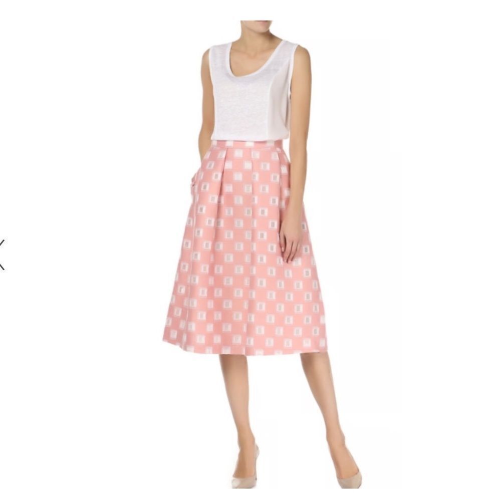 Escada Pleated Knee Length Skirt Pink and White Size 40 M